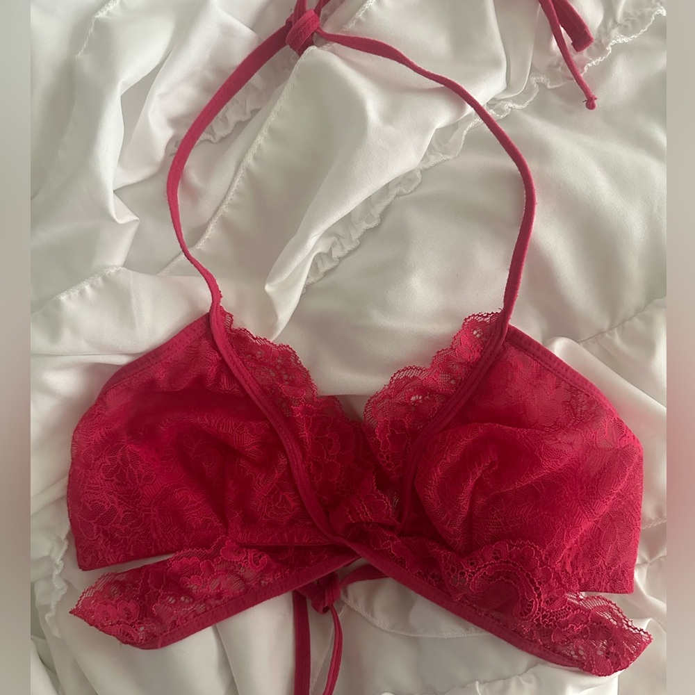 NWOT Venus Sexy Dark Pink Lace Wrap Around Lingerie Bra Size Small/Medium
